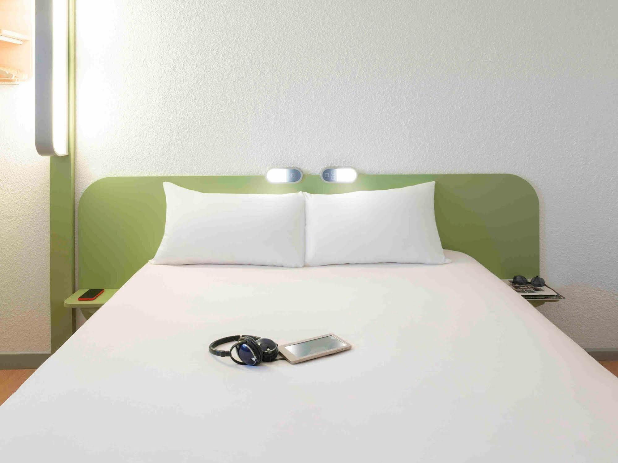 Ibis Budget Fontainebleau Avon Εξωτερικό φωτογραφία