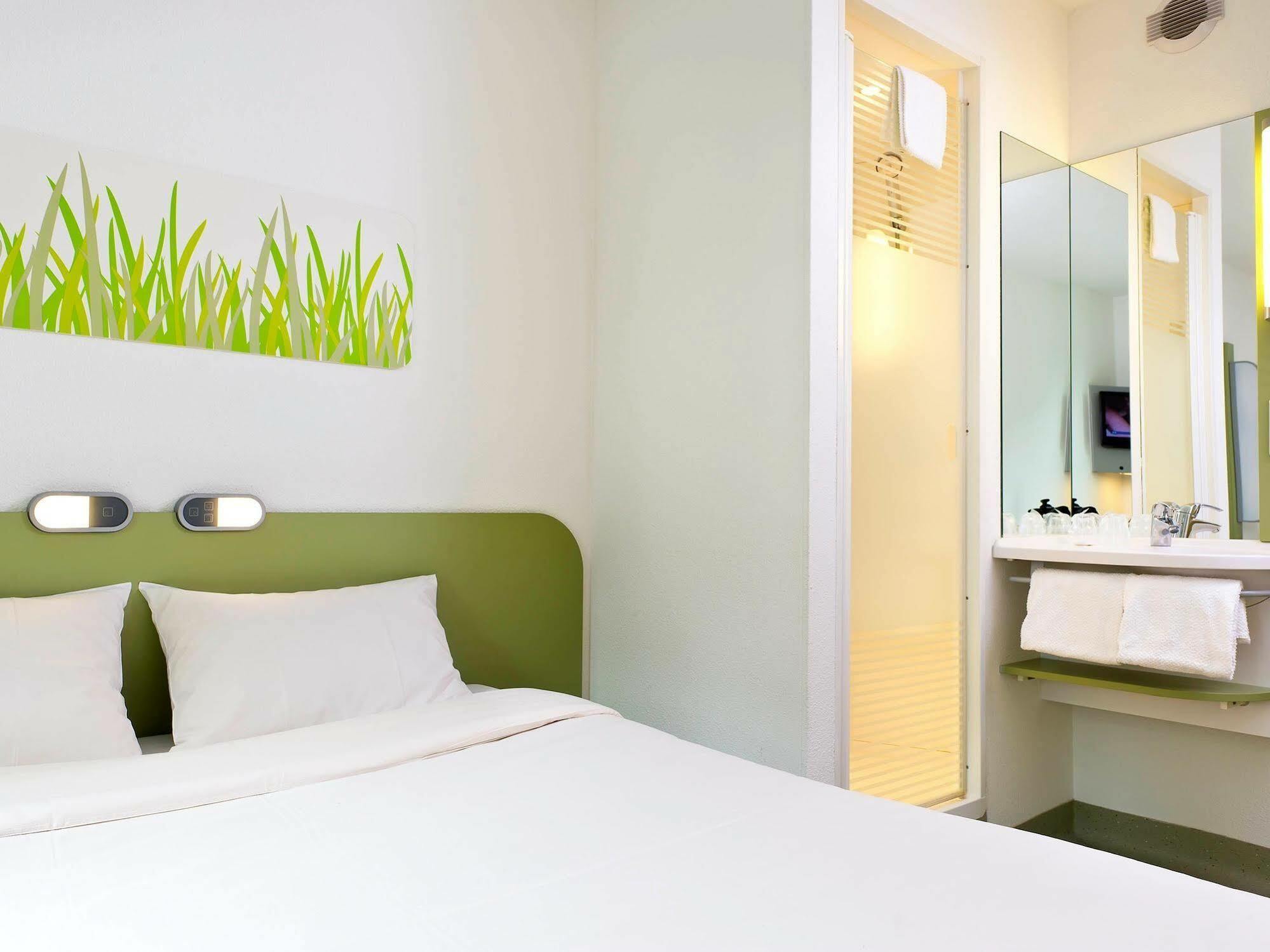 Ibis Budget Fontainebleau Avon Εξωτερικό φωτογραφία